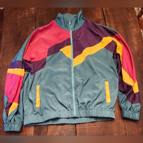 Retro Style Nylon Windbreaker. Color Block Coloring. Size S. Unisex - Picture 1 of 3